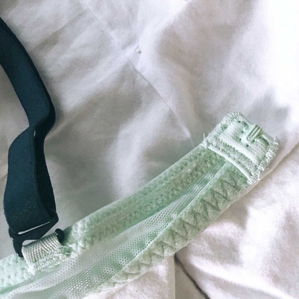 Victoria Secret PINK bra - Picture 5 of 7